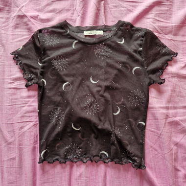 Top nero trasparente con motivo luna