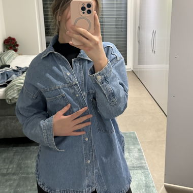 Jeansjacke von stradivarius