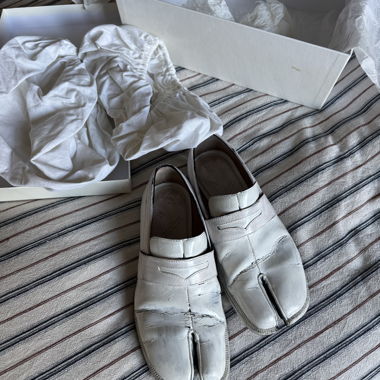 Mocassins Tabi Margiela peints blancs iconiques taille 36