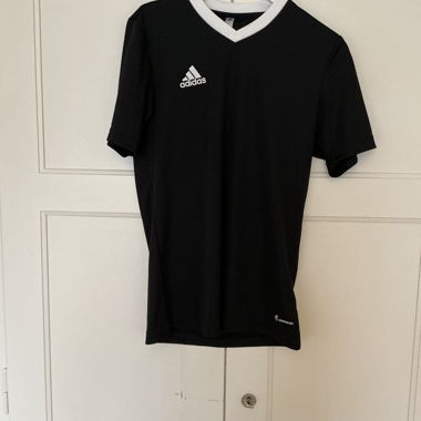T-shirt Adidas