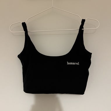 Lamarel no bra Top