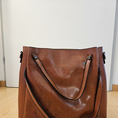 Geräumige Handtasche