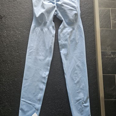 Hellblaue Sportleggings