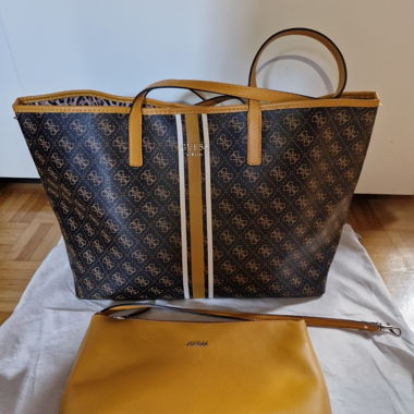 Sac Shopping Monogram Guess