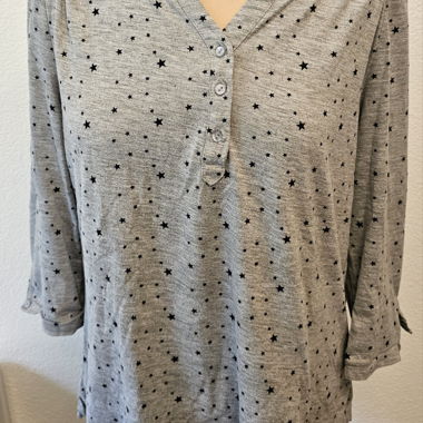 Maglia manica lunga donna grigia con stampa a stelle