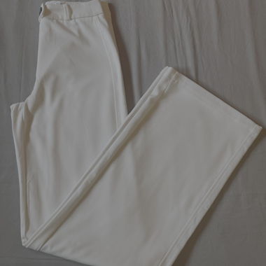 Pantaloni bianchi Bershka