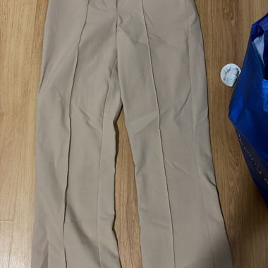 Beige Women’s Pants Bershka XS