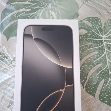 Iphone 16 pro max natural Titanium 25gb hendy noe