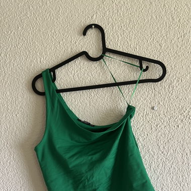 Einarm Crop Top Grün