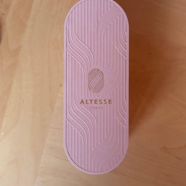 Altesse Studio round hairbrush with case