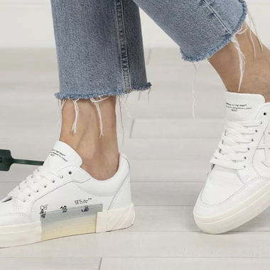 Off White Baskets Basses en Cuir Vulcanisé Blanc