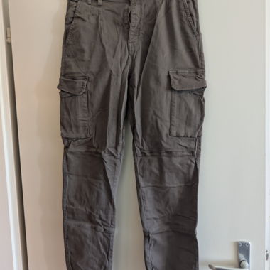 Pantalone cargo kaki