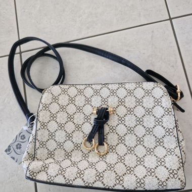 Borsa a tracolla con motivo floreale