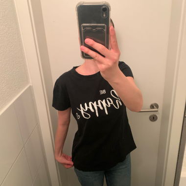 Black T-Shirt "be happy"