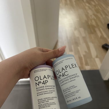 Olaplex Deep Cleansing and Silver Shampoo