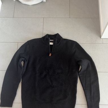 schwarzer pullover pier one