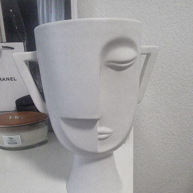 Vase mit Gesicht