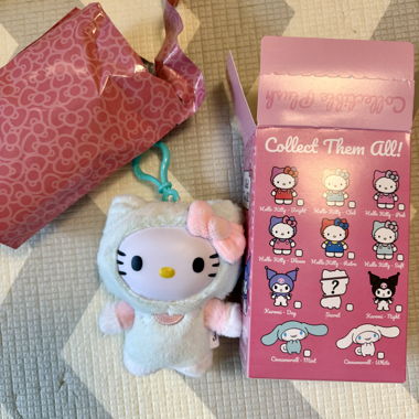 Blind Box Plush Keychain Hello Kitty
