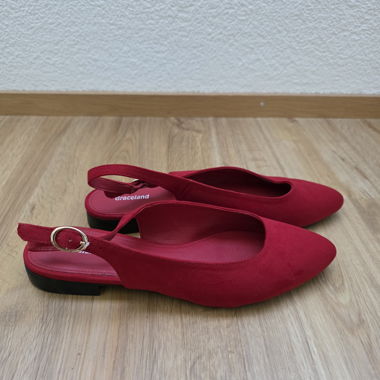 Rote Slingback-Ballerinas Graceland