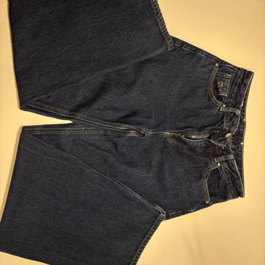 Dunkle Jeans