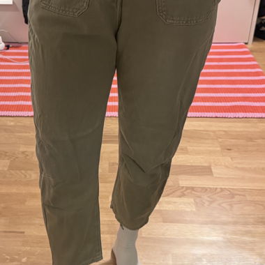 Zara Khaki Pants Gr. 38