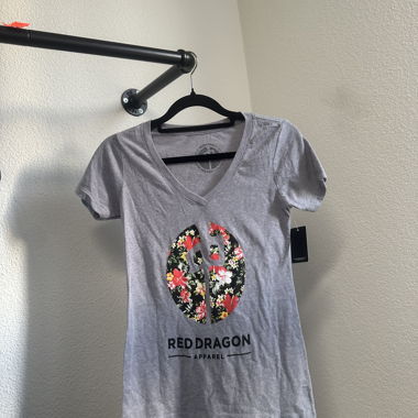 Red Dragon T-Shirt grau