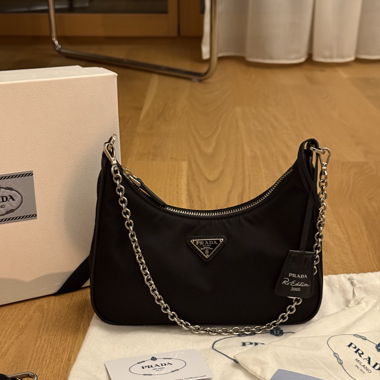 Prada Re-Edition 2005