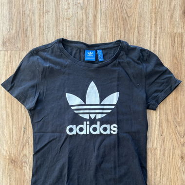 Adidas T-Shirt 