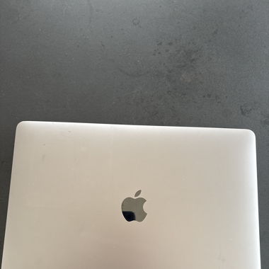 Mac Book Air 10.1