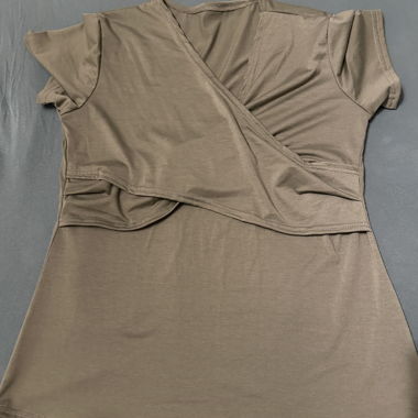 Khaki Unstandsshirt mit Stillgunktion Grösse L