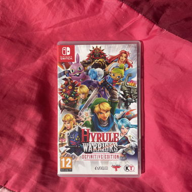 Jeu vidéo Nintendo Switch "Hyrule Warriors"