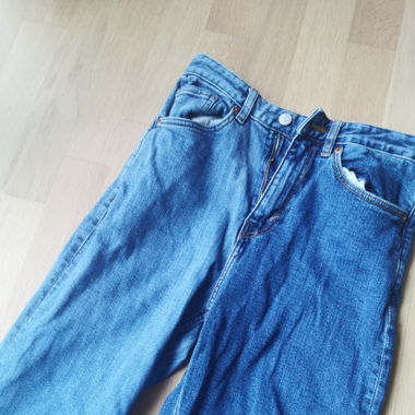 Zweifarbige Jeans 