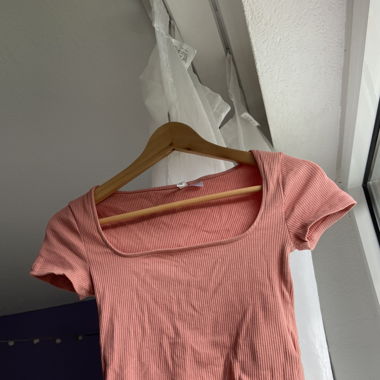 Basic rose crop top 