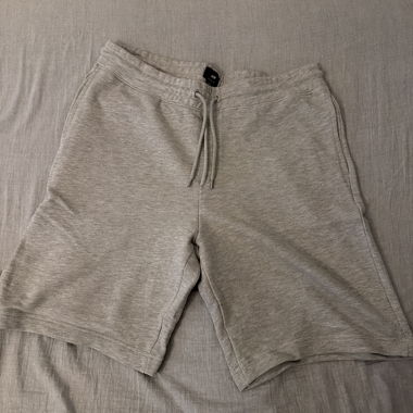 Pantaloncini in felpa grigi H&M