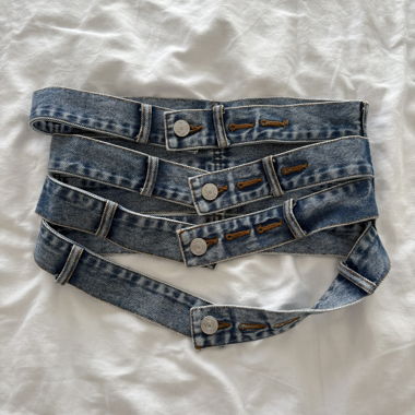 Ceinture style corset en jeans 