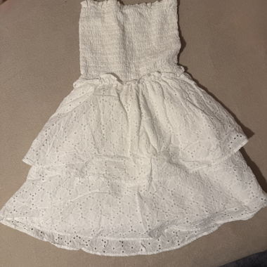 Bandeau dress with ruffles