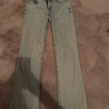 Light Jeans with Flare