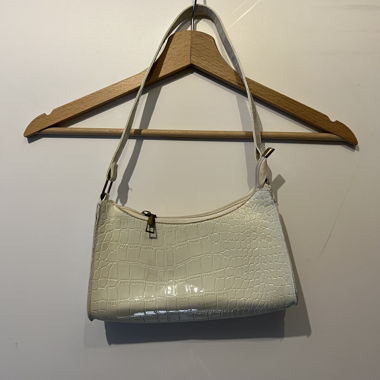 white shoulderbag