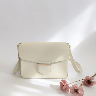 Cream-Coloured Leather Handbag