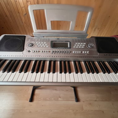 Clavier électronique LP-6110A