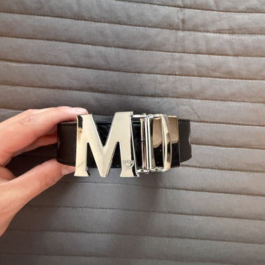 Cintura in pelle MCM nera