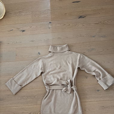 Knitted dress beige