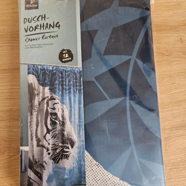 Duschvorhang noch verpackt 