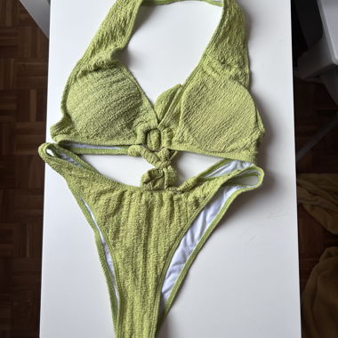 Costume da bagno verde 