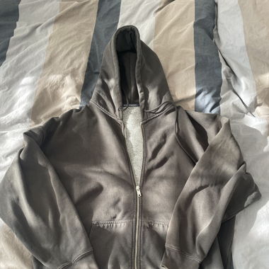 Zip up 