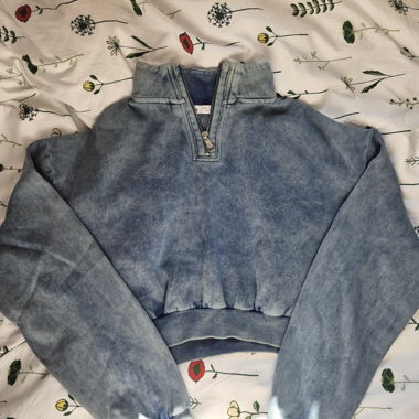 Kurz geschnittener Quarter-Zip Pullover