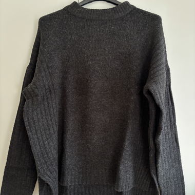 Maglione grigio scuro