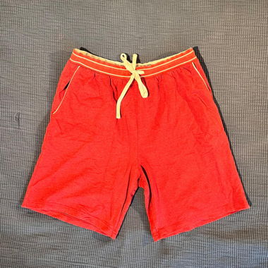 Short da jogging bordeaux C&A