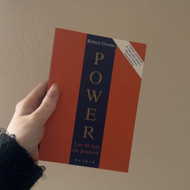 Libro Le 48 Leggi del Potere di Robert Greene