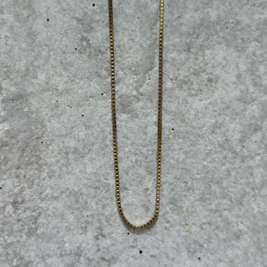 Collier fin doré